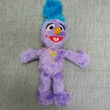 Hasbro Sesame Street Phoebe Furchester Hotel 9" Plush Soft Toy 2014