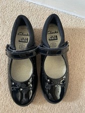 Girls Clark’s Leather School Shoes Size 13F Brand New 