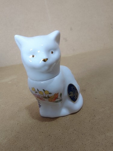 Aynsley ceramic cat trinket - ceramic,