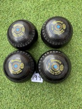 HENSELITE CLASSIC DELUXE LAWN BOWLS size 4 m