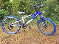 Blue Trek Mt60 Kids Bike Bicycle 20 Inch Wheel Mountain