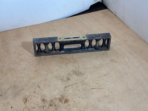 Vintage spirit level j - vintage,