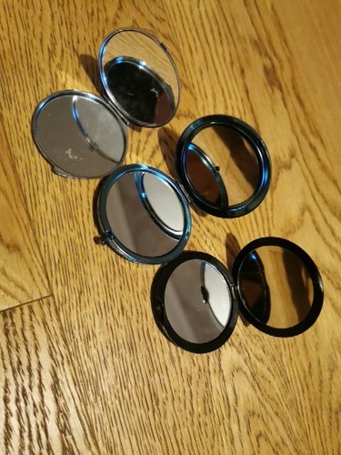 Compact pocket mirrors - compact,