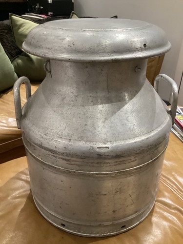 Super rare small gallon - 4,