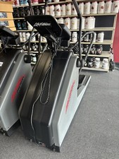 Life Fitness 9500HR Cross