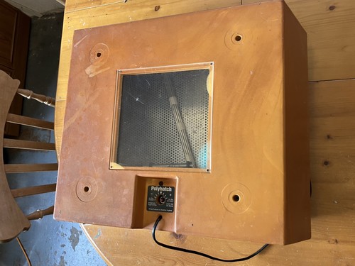 Brinsea polyhatch incubator - brinsea,