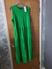 Ladies Gorgeous Long Green