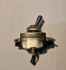 Vintage 1970's BULGIN toggle on / off change over switch 2 pole