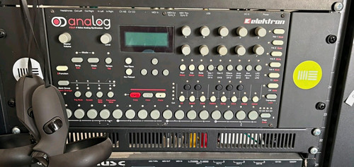 Elektron analog four - elektron,