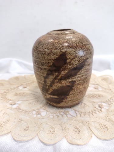Vintage studio pottery - studio,