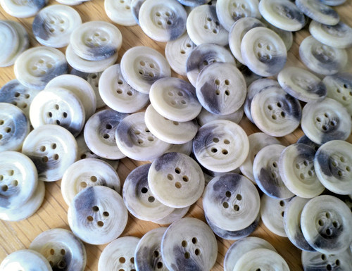 Tortoiseshell effect buttons - tortoiseshell,