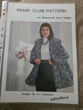 Passap E6000 Knitting Machine