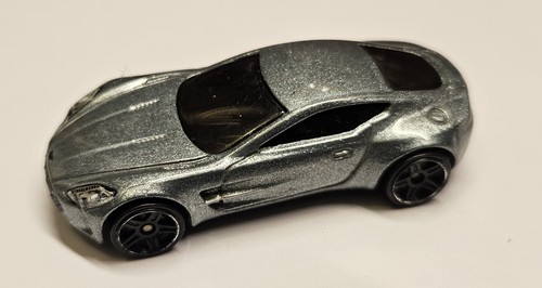 Matchbox aston martin - martin, one