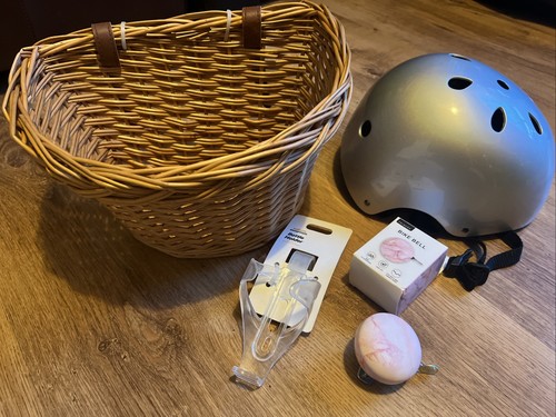 Girls bike accessories bundle - accessories,