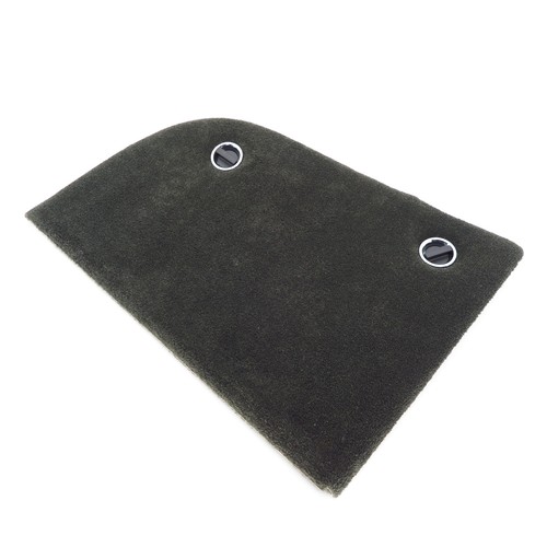 Cap trunk cover right - cap,