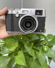 Fujifilm X100T 16.3MP Compact Digital Camera with 23mm f/2 Fixed Lens