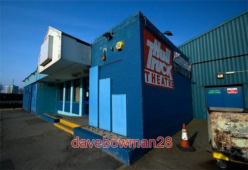 Photo spring street - street, theatre