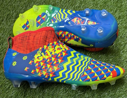 Adidas glitch football - glitch,