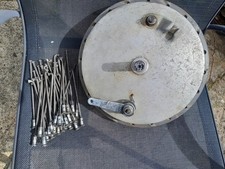TRIUMPH BONNEVILLE T120 T120TT T120C = FRONT WHEEL HUB / BRAKE / SPOKES.