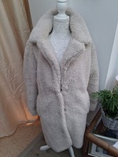 Steve Madden lovely & warm cream faux fur coat medium 16/18 in VGUC