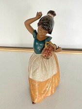 NAO-LADRO GRES FIGURE "GIRL