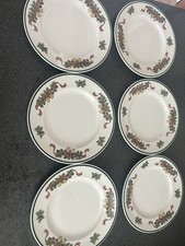 Johnson Brothers Victorian Christmas Side Plates Excellent Condition X 6