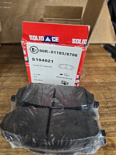Rear brake pads 2002 - rear, +