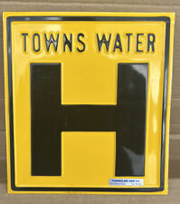 Vintage UK Pressed Aluminium "TOWNS WATER HYDRANT " Plate sign (A253)