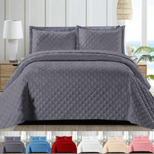 Piece quilted bedspread - piece,