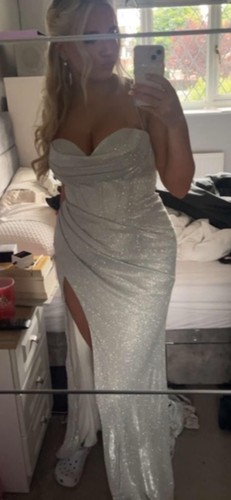 Red carpet ready - carpet,