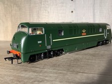 Bachmann 32-069 OO Gauge Class 43 Warship D841 Roebuck BR Green Boxed