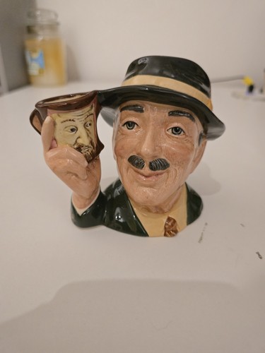 Royal daulton character jug - royal,