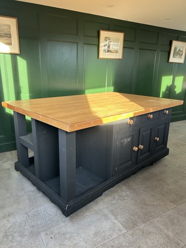 Bespoke cutting table - bespoke,