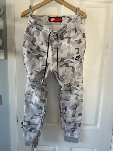 Nike men tech fleece joggers - men's,