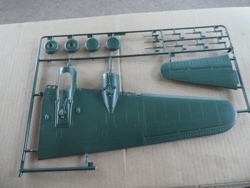 Revell 17f memphis - b-17f,