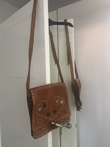 Vintage tan leather satchel