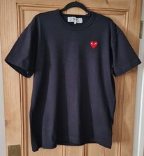COMME DES GARCONS PLAY RED