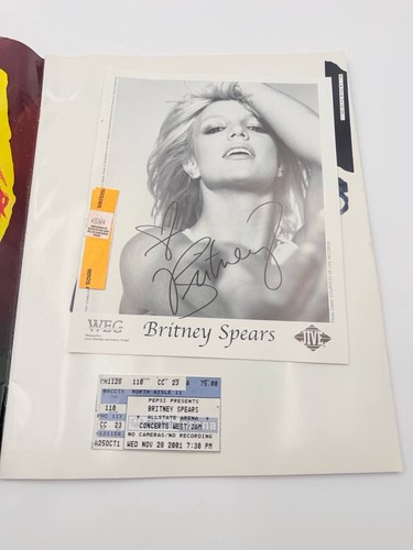 Britney spears 2001 - britney, tour