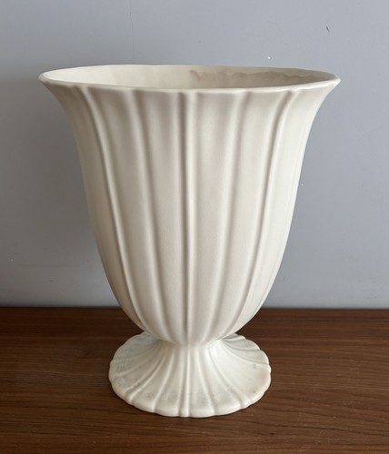 Vintage beswick vase 702 - vintage,