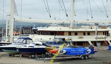 Photo 6x4 Racing speedboat at