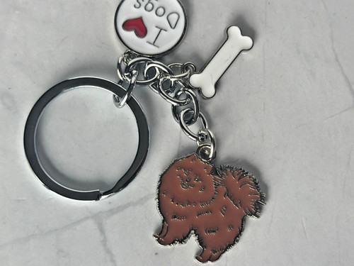Brown pomeranian keychain - brown,