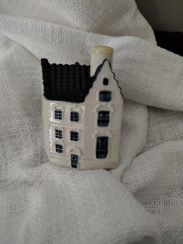 Blue delft made - made, for