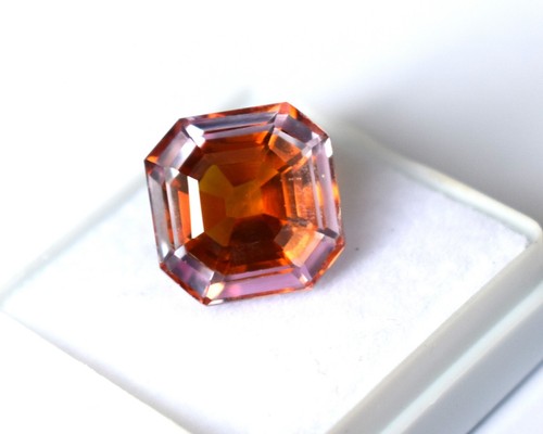 Natural sapphire - sapphire, (pitambari)