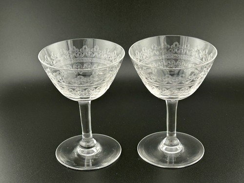 Pair fostoria glass needle - fostoria,