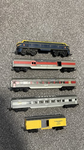 Triang 5007 locomotive and - triang,