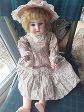 Pretty 25 Inch SPBH 914 SCHOENAU & HOFFMEISTER antique Bisque Doll