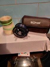 Sonik Sk3 Fly Reel + Spools ,line 7/8