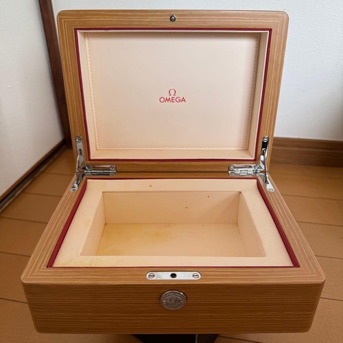 Omega genuine wooden - omega,