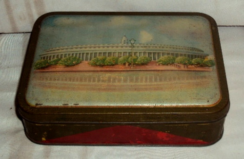 Vintage sweet container tin - vintage,