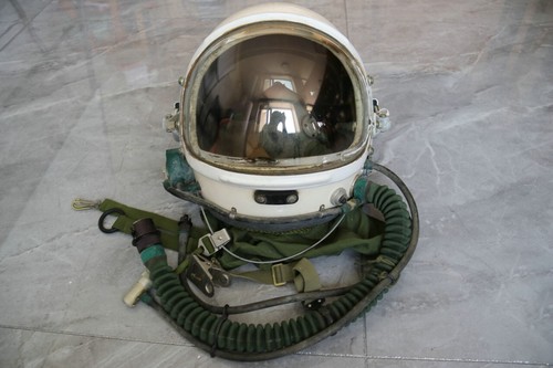 High altitude sealed fighter - high,